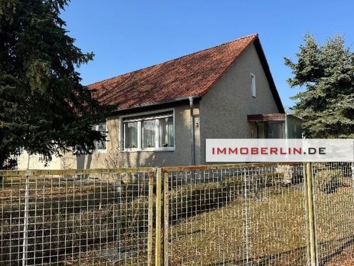 IMMOBERLIN.DE - Dom o charakterze z potencjałem i słoneczny ogród w harmonijnej lokalizacji – Photo 1
