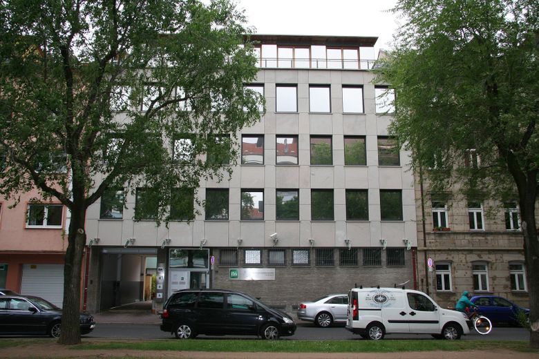Office / Commercial premises in Fürth city centre – Straßenansicht