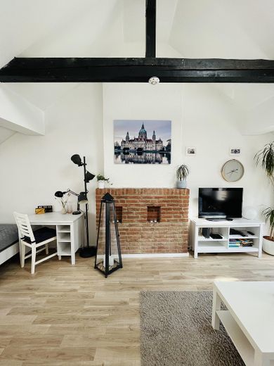 Moderno piso de 3 habitaciones en una ubicación muy céntrica (posible uso como apartamento vacacional) – Foto 2