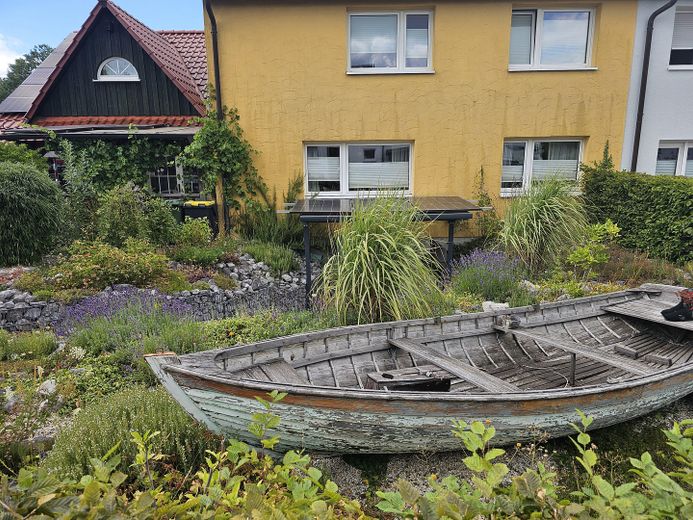 Außergewöhnliches Mehrgenerationenhaus mit großem Grundstück, Sauna und Wintergarten in Halver – Foto 2