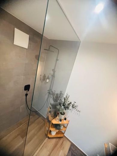 Dusche im Gäste Bad