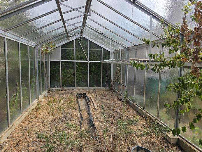 Provisionsfrei: Großzügiges Einfamilienhaus in ruhiger Aussichtslage mit teilbarem Großgrundstück – Gartenhaus im Rückbereich