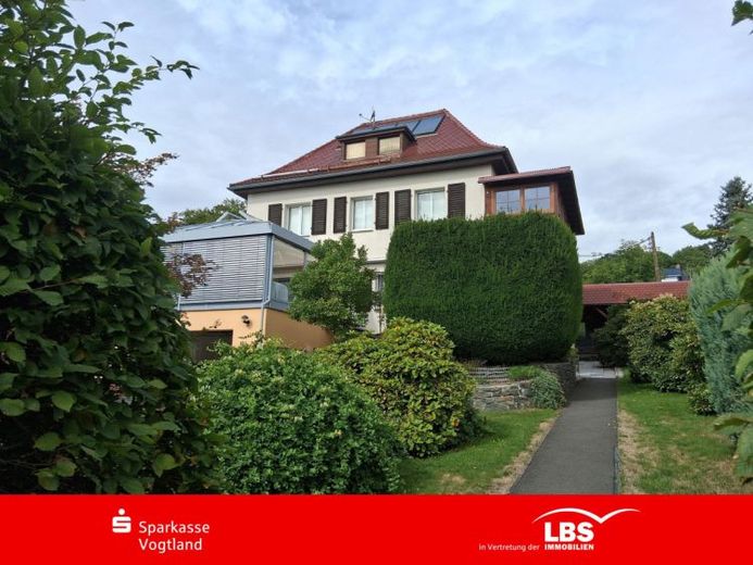 Ampia casa immersa nel verde – Foto 1
