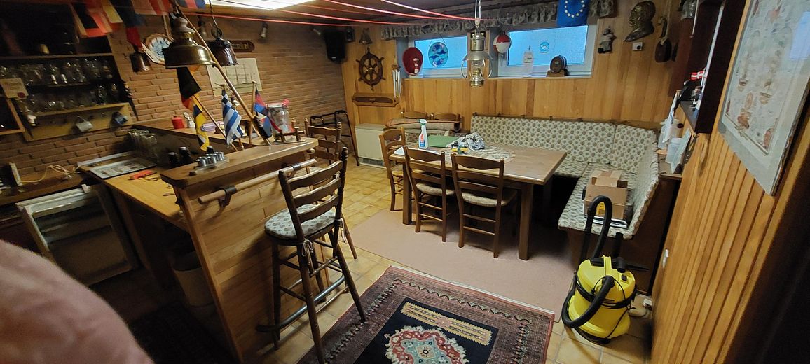 Kellerbar