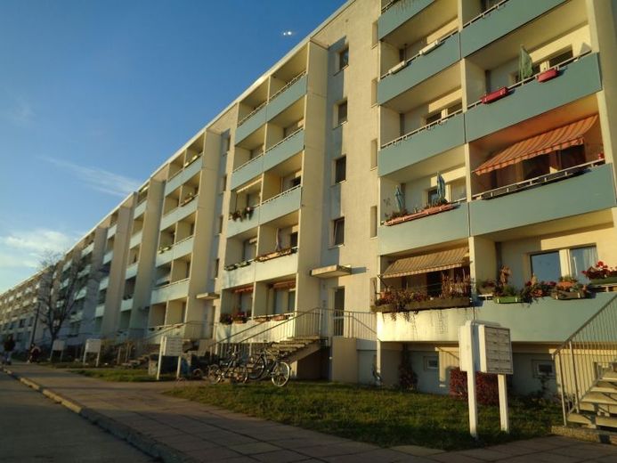 Hübsche renovierte 3 Raum Wohnung mit offener Küche – फोटो 1