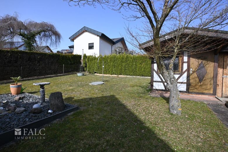 Großzügiges wohnen für die ganze Familie !! – Garten