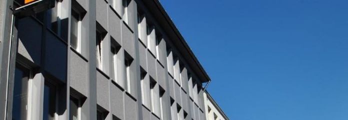 2Raum-Büro in der Mitte der Fußgängerzone