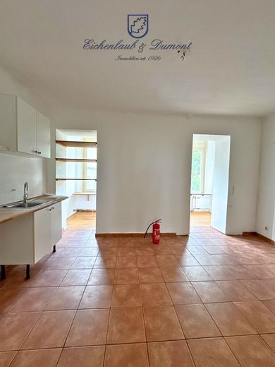 Helle und gepflegte 2-ZKB-Altbauwohnung im Nauwieser Viertel – Ansicht Küche 1.OG links