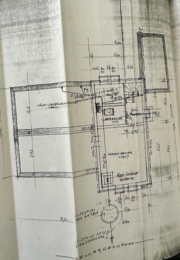 Vivienda en casa unifamiliar renovada con acceso a zonas verdes, garaje y caseta de jardín – Foto 10