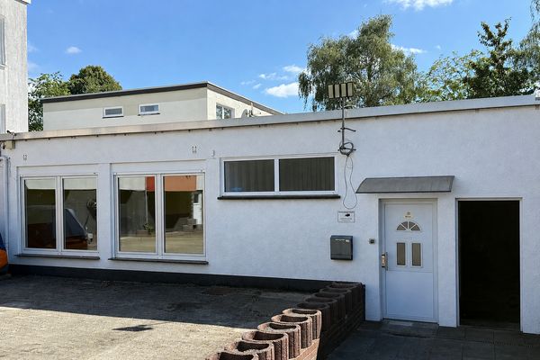 Handwerk & Gewerbe: Büro mit direkt angrenzendem Lager in Dortmund-Mengede