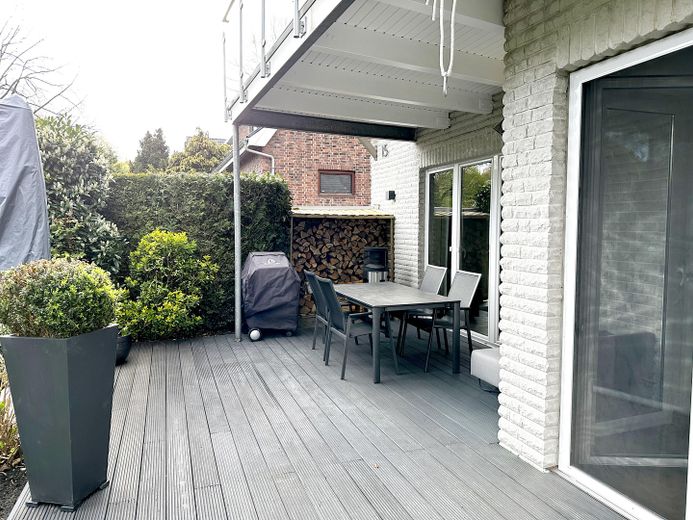 Terrasse überdacht