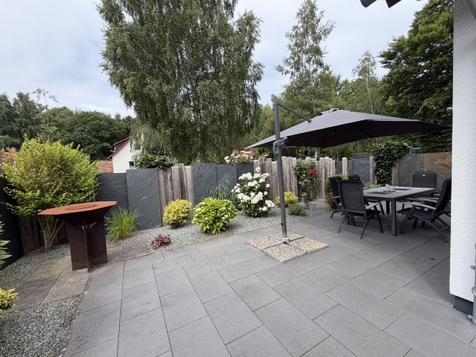 Neuwertiges bezugsfertiges Haus – Foto 8