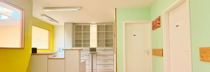 ** Locali per studio in posizione centrale in affitto **