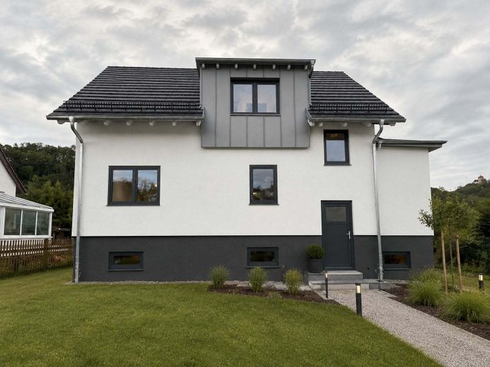 Thüringen / Wartburgkreis/ Thal, EFH – Musterfoto