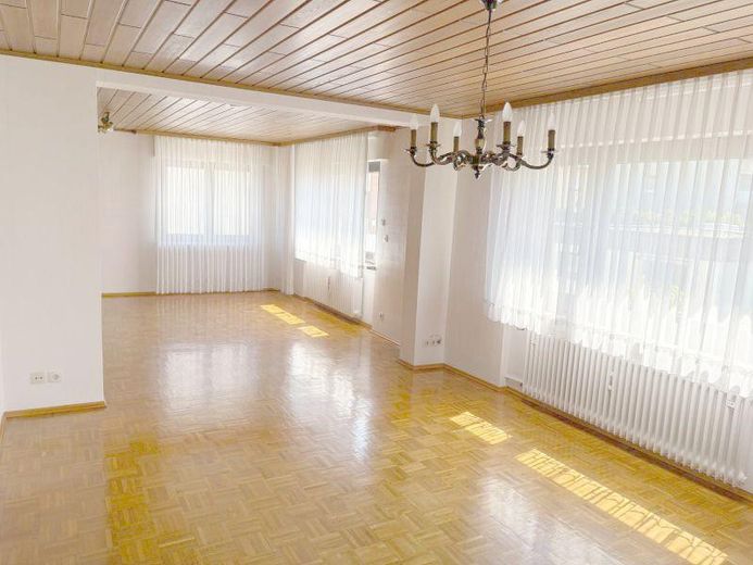 Bellissimo appartamento di 3,5 locali con ampio balcone e cucina componibile a Karlsruhe - Neureut – Foto 3