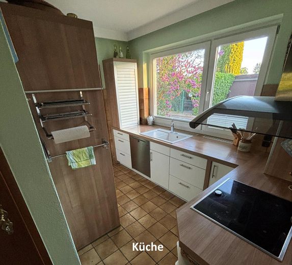 Architektenhaus in ruhigem Wohnviertel für Familie mit HomeOffice – Küche 1