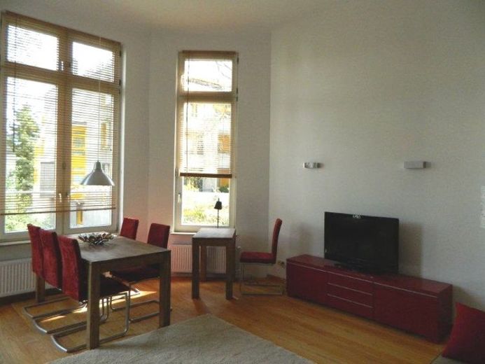 Hamburg-Harvestehude: vollständig möblierte Wohnung in Top-Lage zu mieten – Foto 1