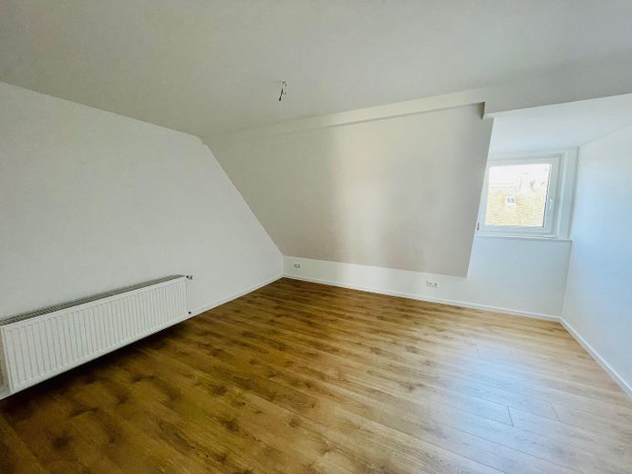 Braunfels’in sakin bir konumunda güzel 2 odalı daire – Schlafzimmer