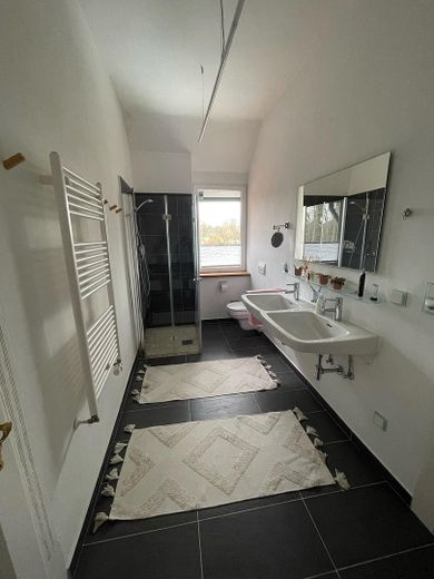 BAŞLIK  Wendland’da kır villası – yaklaşık 350 m², yüzme göletli yaklaşık 4.000 m² park, komisyonsuz – Fotoğraf 7
