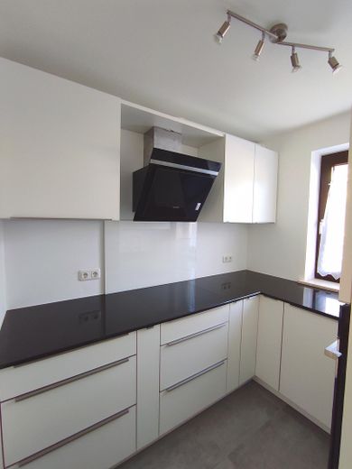 Provisionsfrei: 3 Zimmer Maisonette Gartenwohnung - 79 m² Nutzfläche in guter Lage – Küche-3