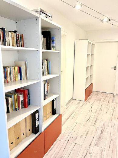 Leben zwischen Land und Meer – Stilvoll modernisierter Resthof – Flur OG