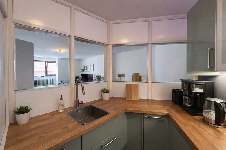 Küche (KI bearbeitet)