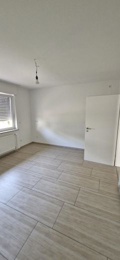 Modernisierte, barrierefreie 2 Zi. Stadtwohnung mit Garten und Südterrasse – Küche