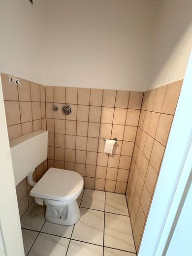 75m² Gewerbefläche + Garage + Keller | Zentral Bad Dürkheim | 900 kalt – 12_toilette