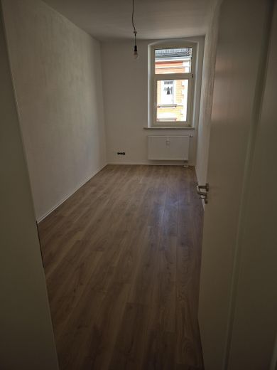 Ihr neues Zuhause in der Innenstadt: 4ZKB, kompl. saniert, mit Einbauküche – Foto 8