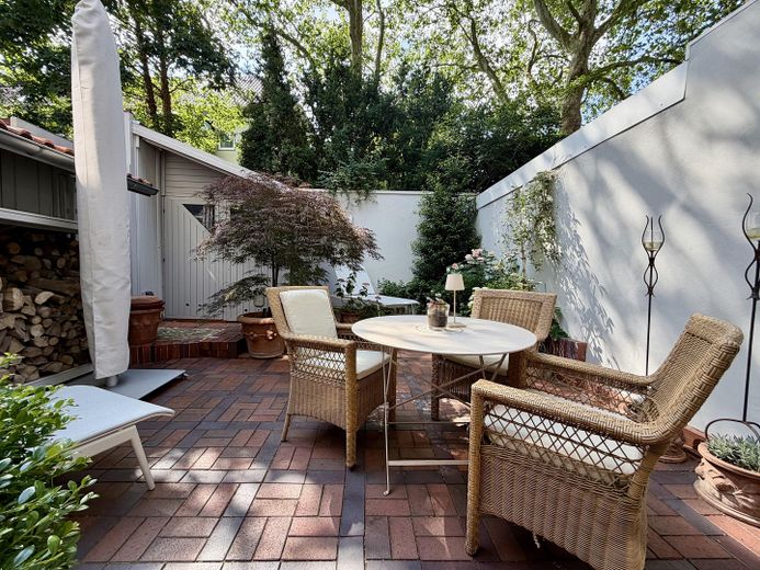 Liebevol moderniseerde rijwoning in Bremer stijl in Bremen, Hastedt – Hofgarten