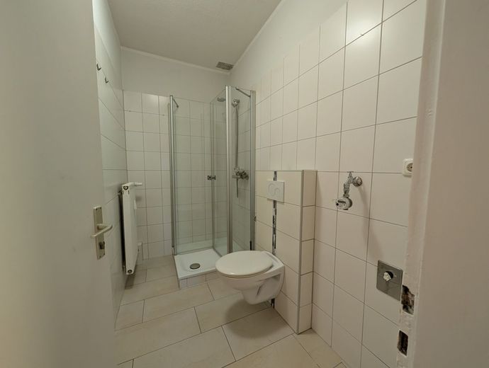 2 Wohnungen mit Charme zu vermieten – Pflegeleicht &amp; modern - Ihr Badezimmer