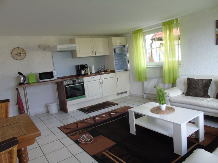Villa mit Potential – Wohn-/Esszimmer UG