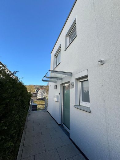 Alternative zur Wohnung - Doppelhaushälfte nach WEG in Heimsheim – Eingang