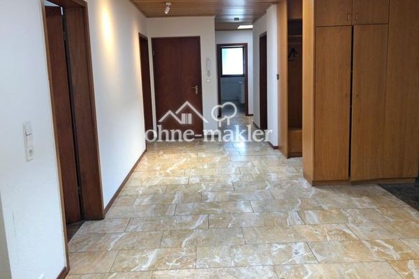 Apartamento comercial, oficina, Stuttgart Plieningen 133qm. Solo para uso comercial.