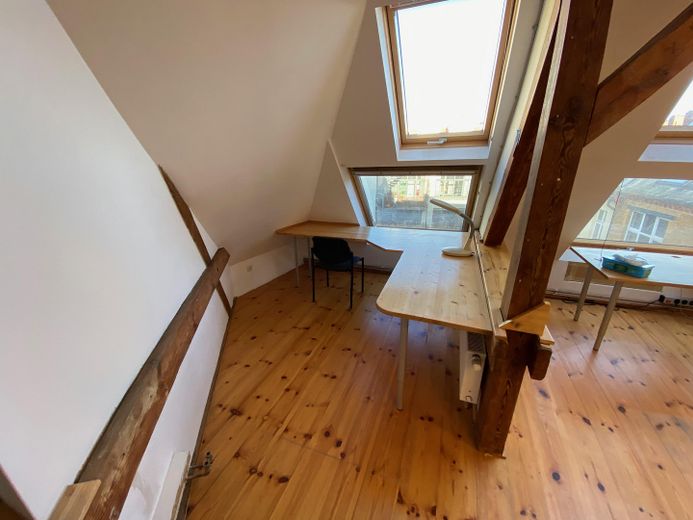 Gewerbliches Dachgeschoss in der Kastanienallee, für Office, Atelier und Wohnen. Provisionsfrei! – Foto 2