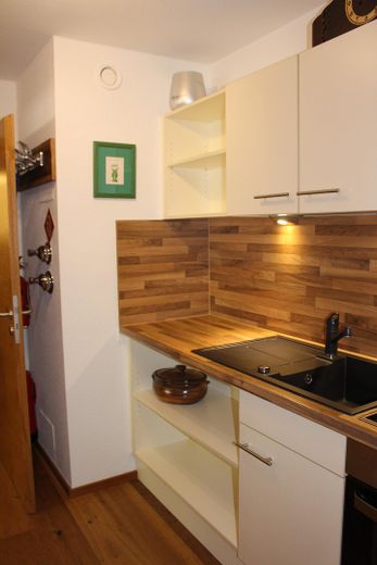 Balderschwang’da kapalı otoparklı yüksek kaliteli tatil evi – Küche