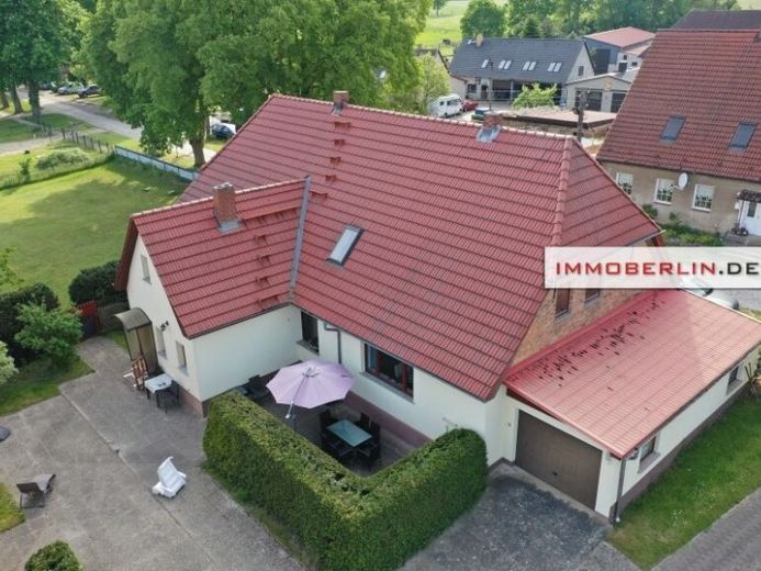 IMMOBERLIN.DE - Wunderbares Einfamilienhaus mit 2 Ferienwohnungen, Nebengebäude & Ausbaupotenzial – Foto 1