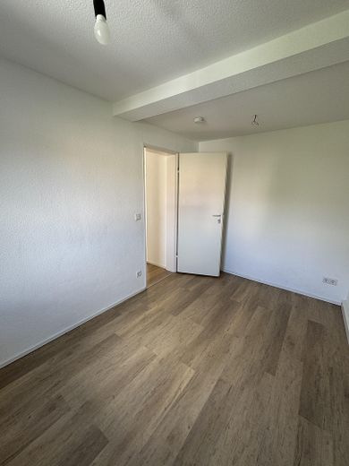 Gostenhof: Beautiful and renovated 4-room apartment – Photo 5