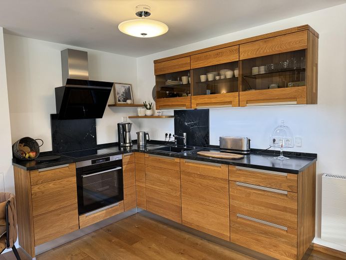 Haus auf 900 m ü NN am Auersberg im Erzgebirge – Wertig