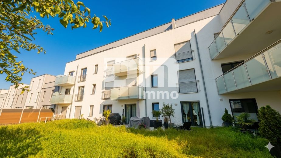 Exklusives Penthouse-Juwel mit 360 Grad Panorama-Dachterrasse in Baunatal-Großenritte – Rückansicht