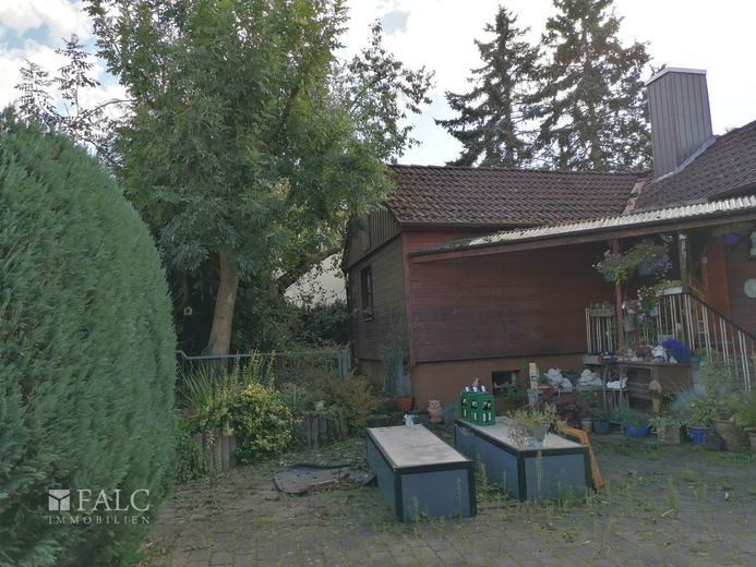 Sitzplatz - vor dem Wohnhaus