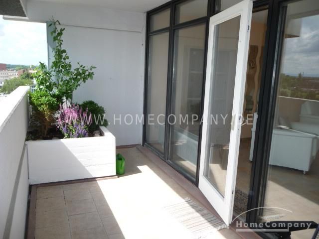 3 Zi. Whg, saniert, möbliert,  Großes Wohn/Esszimmer (60 qm),  2 Balkone PKW Stellplatz vorhanden. – f5105a189014007697bc5308dca21da173e72caa.jpg