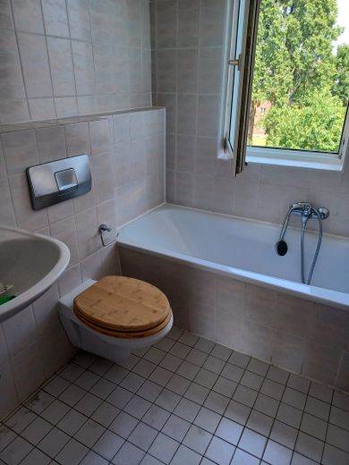 Wohnung in zentraler Lage – Bad