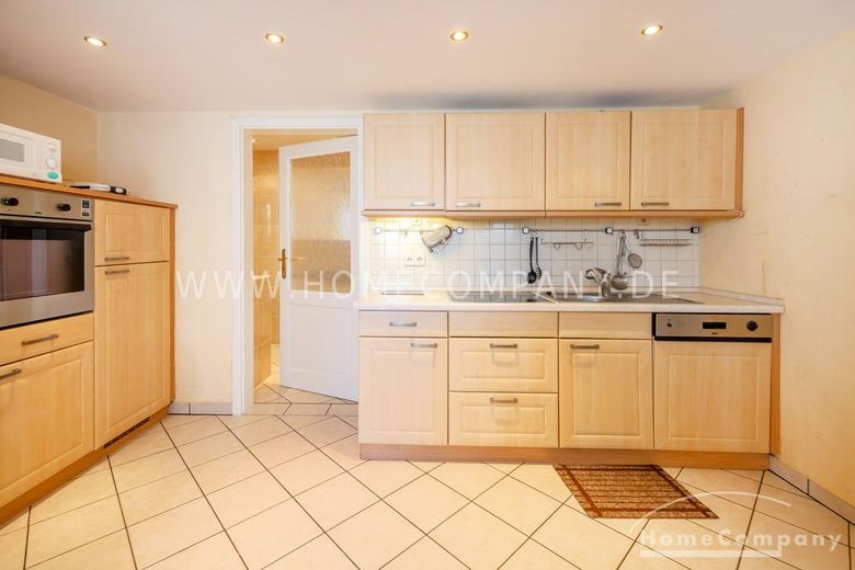 14050 HomeCompany Dresden مفروش/مؤثث شقة جميلة من 3 غرف في فايسن هيرش مع استخدام الحديقة بحد أقصى 3 أشخاص – 82667e5fde09b6778d6c16f5dd329131088ac3e1.jpg