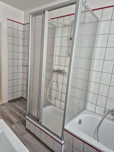 Großzügiges Wohnen auf zwei Ebenen - 3 Schlafzimmer und gepflegtes Ambiente in Hagen-Hohenlimburg – Foto 12