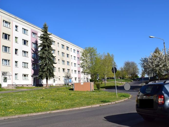 Однокімнатна квартира на високому першому поверсі з балконом – Фотографія 1