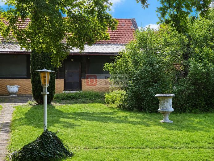 Freistehendes, idyllisch gelegenes, Häuschen in Mühlheim am Main – Hausansicht