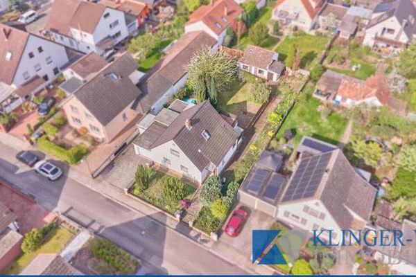 ** Aż 756 m², ekspozycja południowo-zachodnia ** starszy dom jednorodzinny do nowej aranżacji!