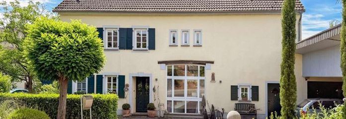 Wittlich: Charmantes Landhaus mit großem Garten in Ortsrandlage - ideal für Natur- und Tierliebhaber
