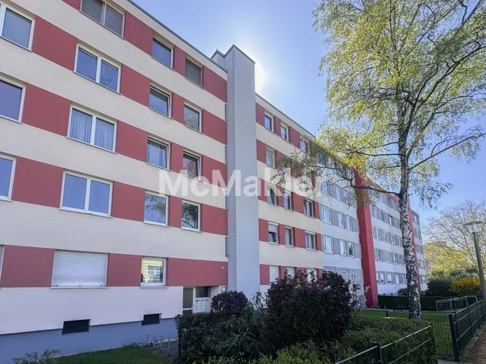 Leerstehende, sanierungsbedürftige 2-Zimmerwohnung in Toplage im Nürnberger Stadtteil Marienberg – Foto 1